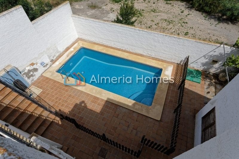 5 makuuhuone Huvila myytävänä paikassa Mojacar mukana uima-altaan - 450 000 € (Ref: 8736866)