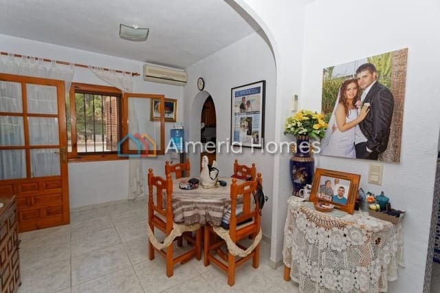 Chalet de 5 habitaciones en Mojácar en venta con piscina garaje - 450.000 € (Ref: 8736866)