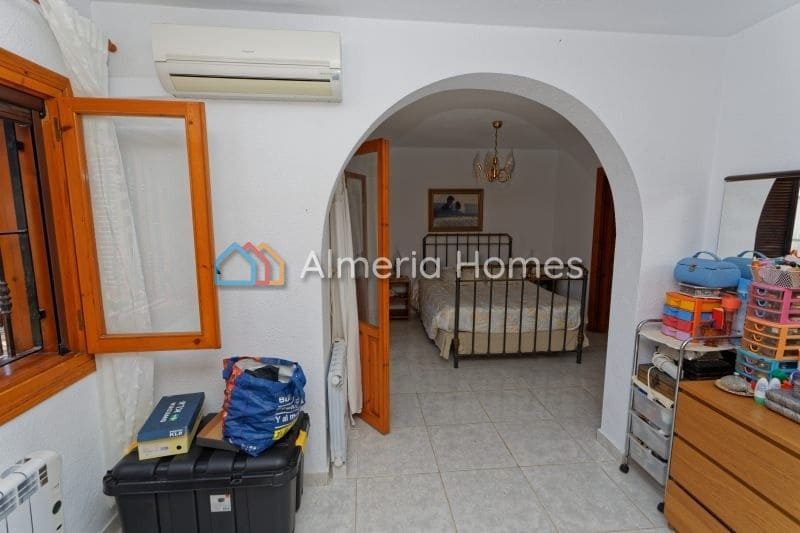 5 soveværelse Villa til salg i Mojacar med swimmingpool garage - € 450.000 (Ref: 8736866)