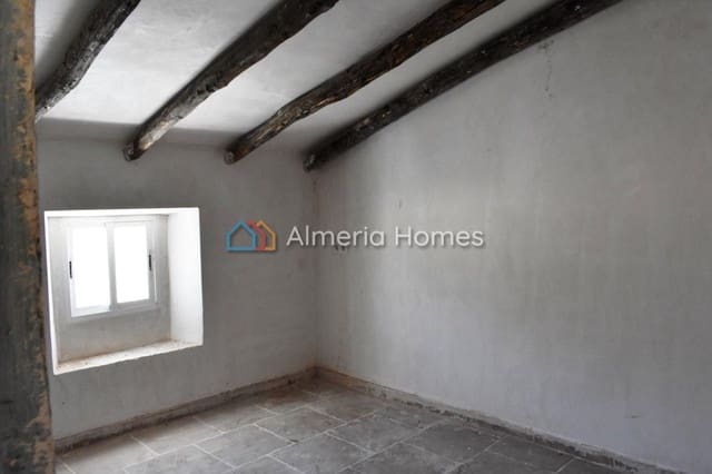 2 soveværelse Byhus til salg i El Hijate, Alcóntar - € 38.000 (Ref: 8736875)