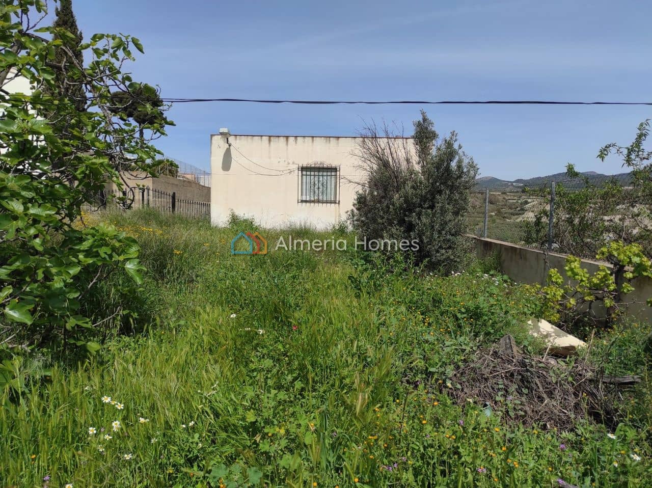 6 soveværelse Byhus til salg i Cela - € 110.000 (Ref: 8736890)