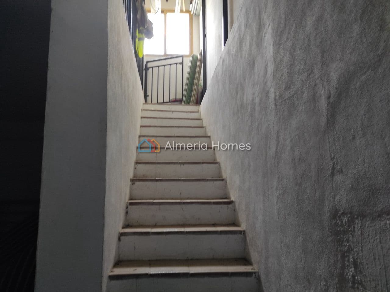 6 soveværelse Byhus til salg i Cela - € 110.000 (Ref: 8736890)