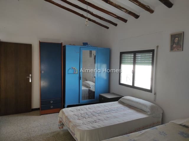 6 camera da letto Casa in vendita in Cela, Lúcar - 110.000 € (Rif: 8736890)