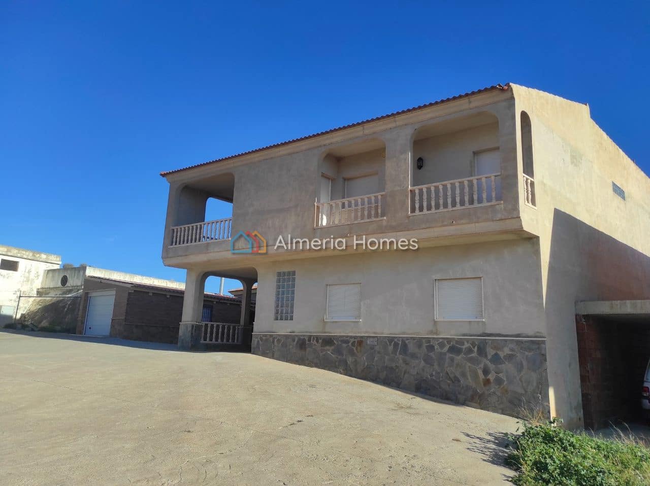 4 soveværelse Byhus til salg i Lucar - € 126.000 (Ref: 8736891)