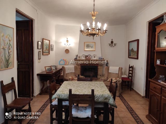 5 soveværelse Byhus til salg i Tíjola - € 99.000 (Ref: 8736896)