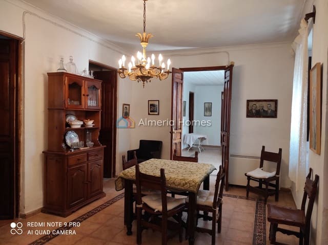 5 soveværelse Byhus til salg i Tíjola - € 99.000 (Ref: 8736896)