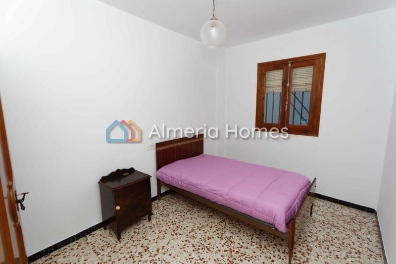 Apartamento de 4 habitaciones en Turre en venta - 90.000 € (Ref: 8736905)