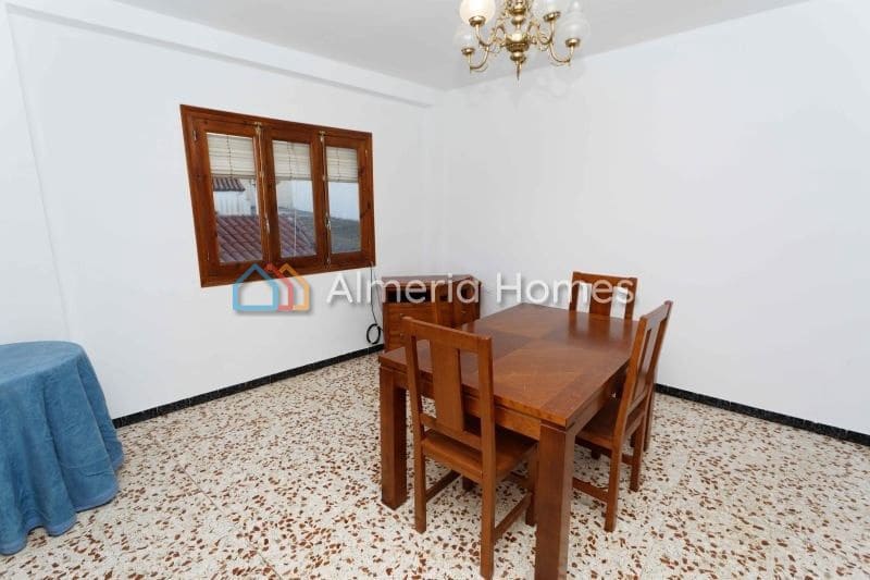 4 bedroom Apartment for sale in Turre - € 90,000 (Ref: 8736905)