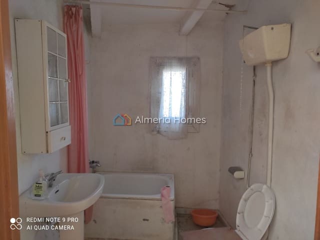 5 slaapkamer Finca/Landhuis te koop in Lúcar met garage - € 72.000 (Ref: 8736908)