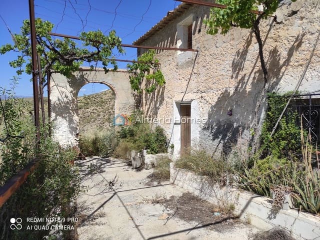 5 slaapkamer Finca/Landhuis te koop in Lúcar met garage - € 72.000 (Ref: 8736908)