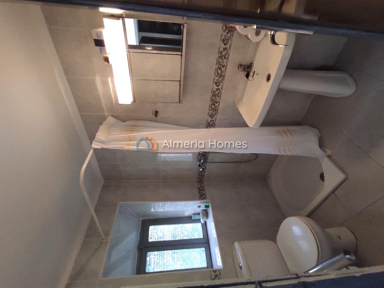 5 chambre Maison de Ville à vendre à Lucar avec garage - 65 000 € (Ref: 8736917)