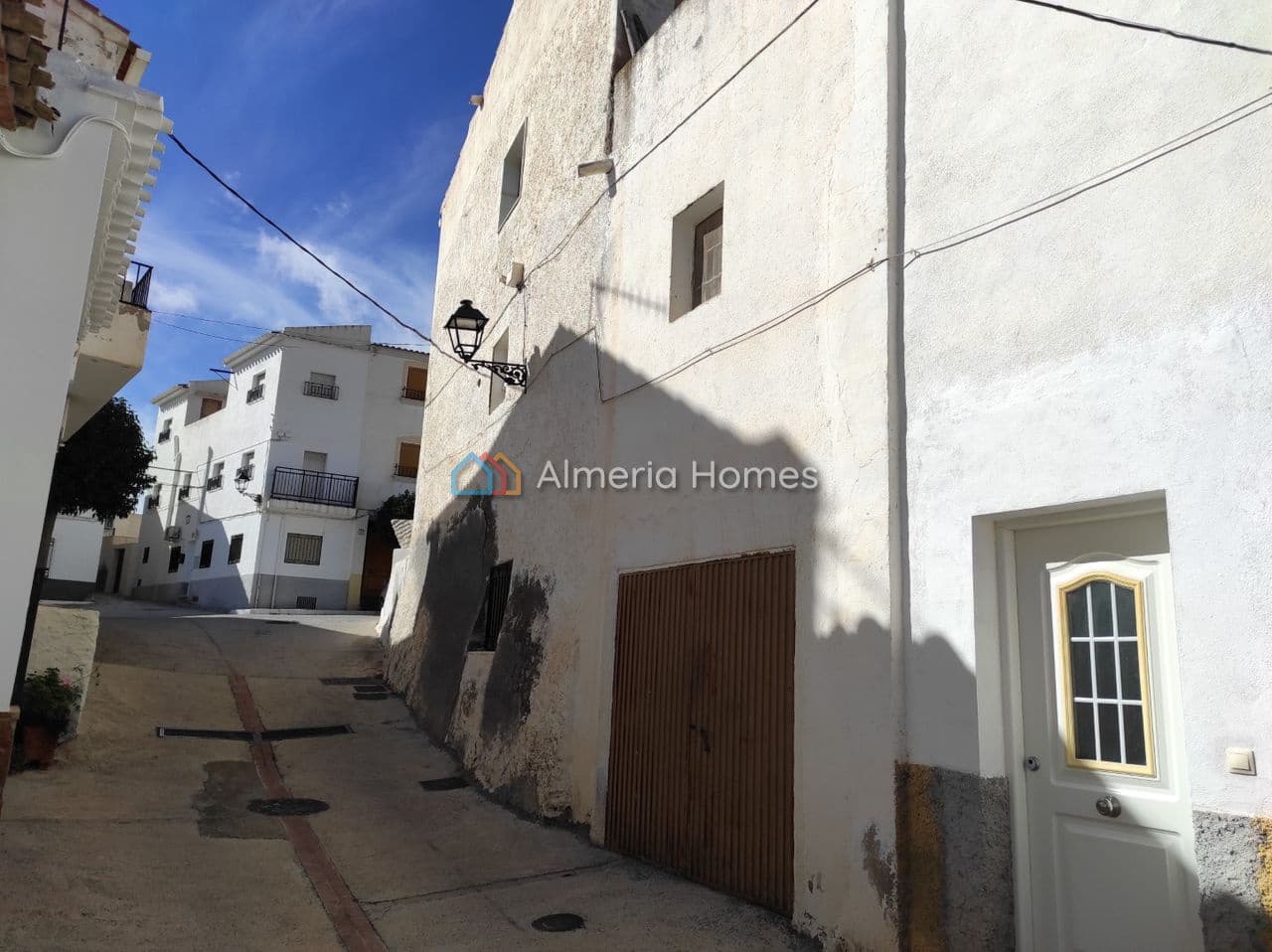 5 chambre Maison de Ville à vendre à Lucar avec garage - 65 000 € (Ref: 8736917)