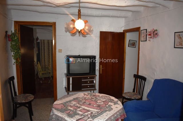 3 soveværelse Byhus til salg i Somontín - € 39.000 (Ref: 8736920)