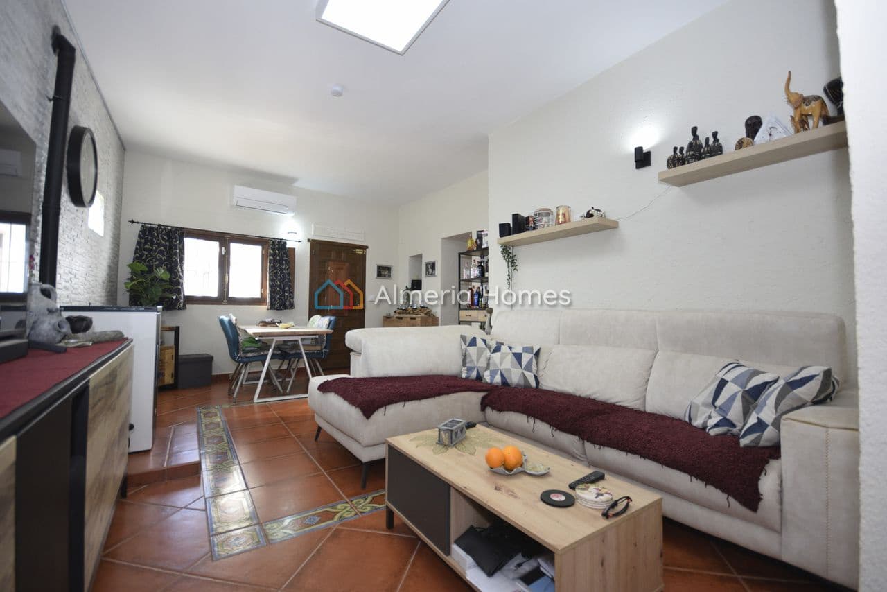 5 soveværelse Finca/Landehus til salg i Arboleas med swimmingpool - € 335.000 (Ref: 8772686)