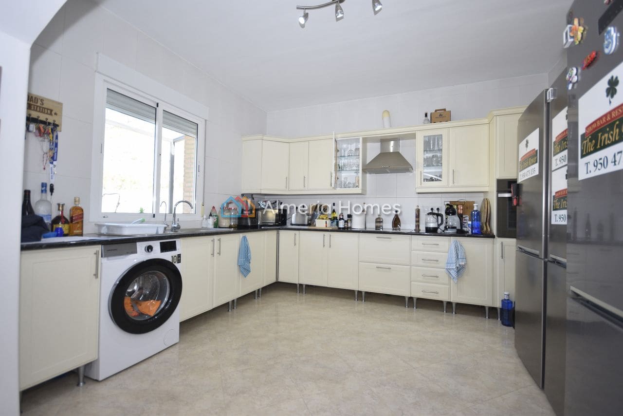 3 bedroom Villa for sale in Cantoria with pool - € 299,950 (Ref: 8796638)