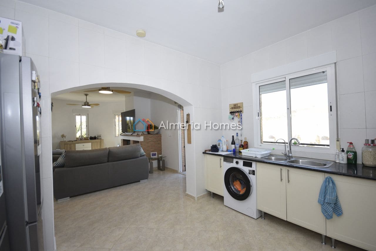 3 bedroom Villa for sale in Cantoria with pool - € 299,950 (Ref: 8796638)