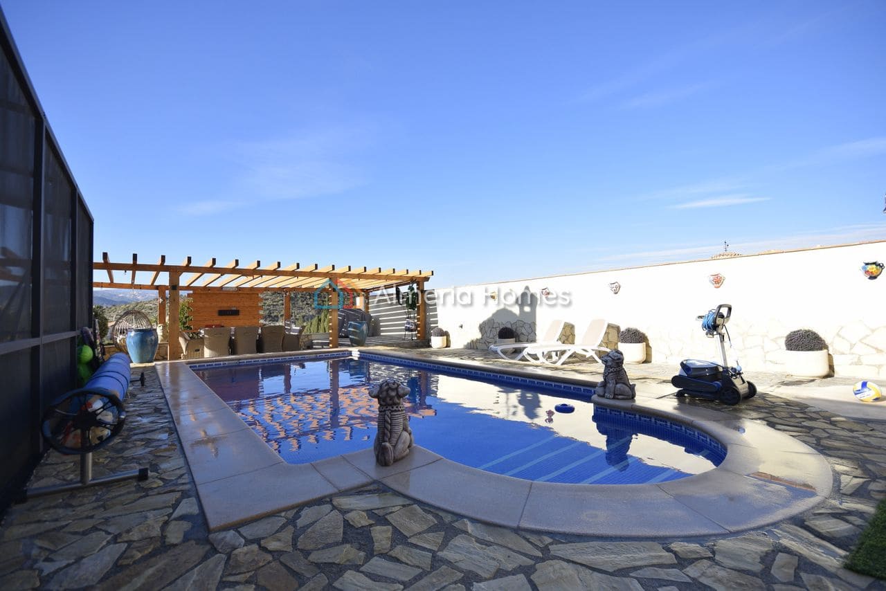 3 bedroom Villa for sale in Cantoria with pool - € 299,950 (Ref: 8796638)