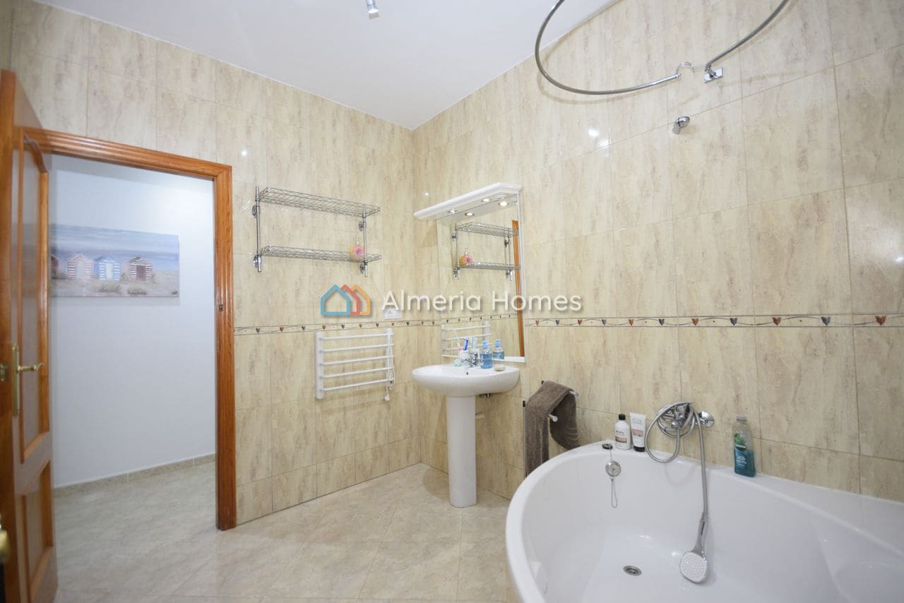 3 bedroom Villa for sale in Cantoria with pool - € 299,950 (Ref: 8796638)