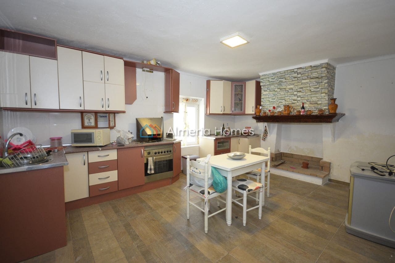 5 sypialnia Dom na sprzedaż w Oria - 69 995 € (Ref: 8807340)