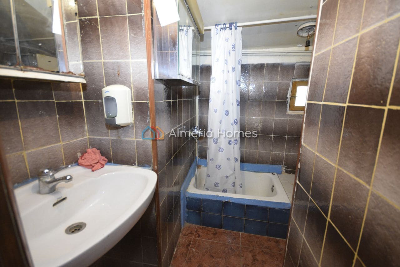 5 sypialnia Dom na sprzedaż w Oria - 69 995 € (Ref: 8807340)