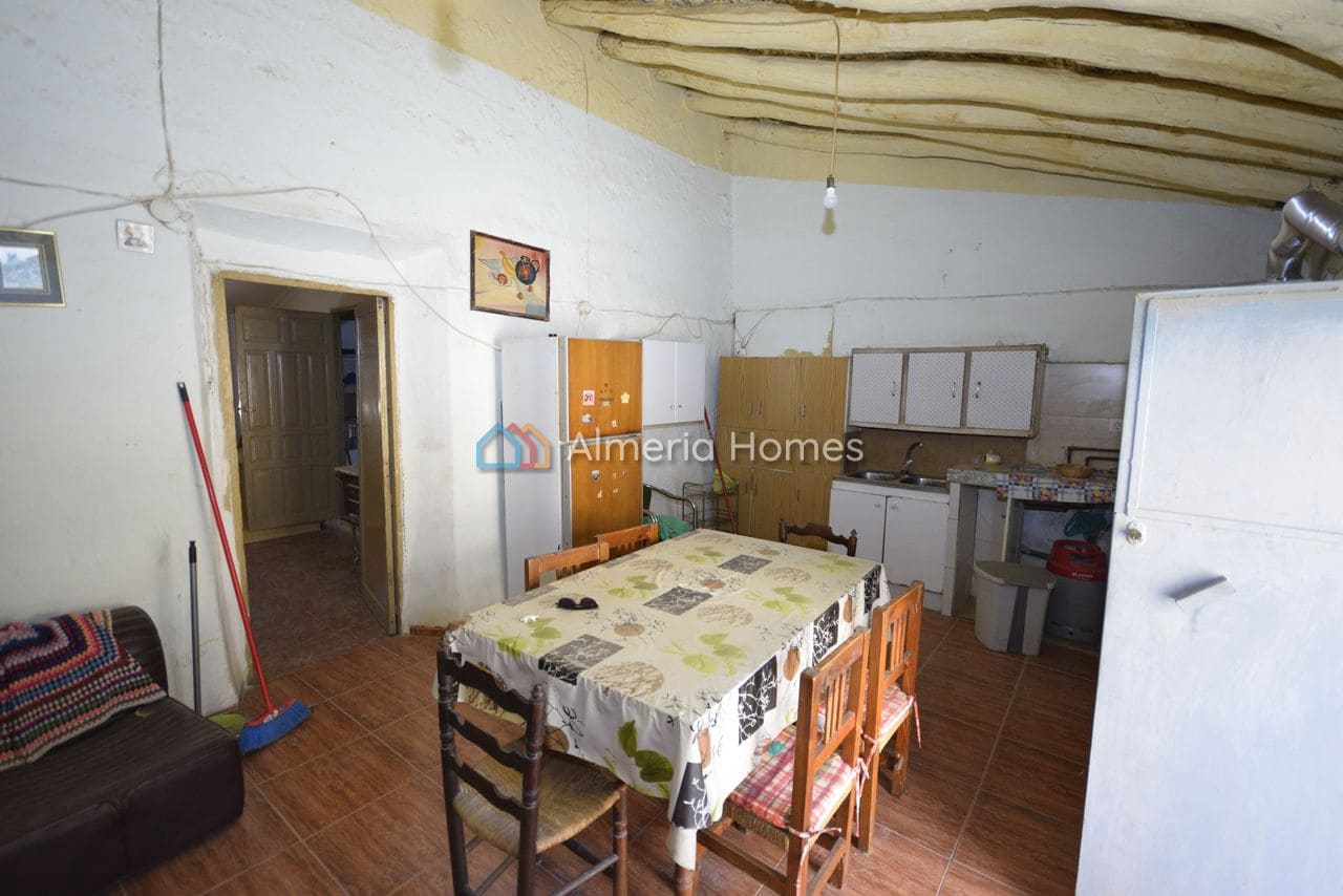 5 sypialnia Dom na sprzedaż w Oria - 69 995 € (Ref: 8807340)