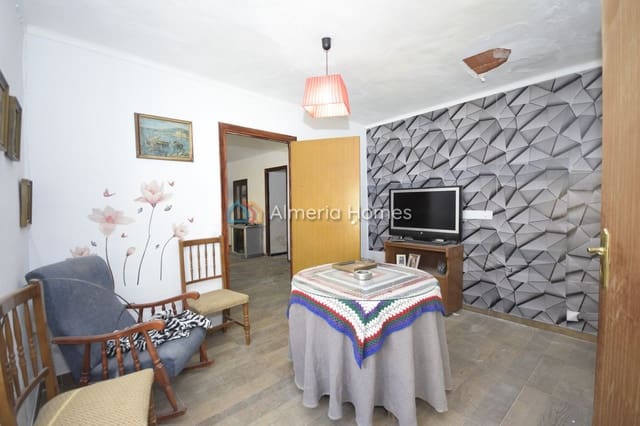 5 soveværelse Byhus til salg i Oria - € 69.995 (Ref: 8807340)