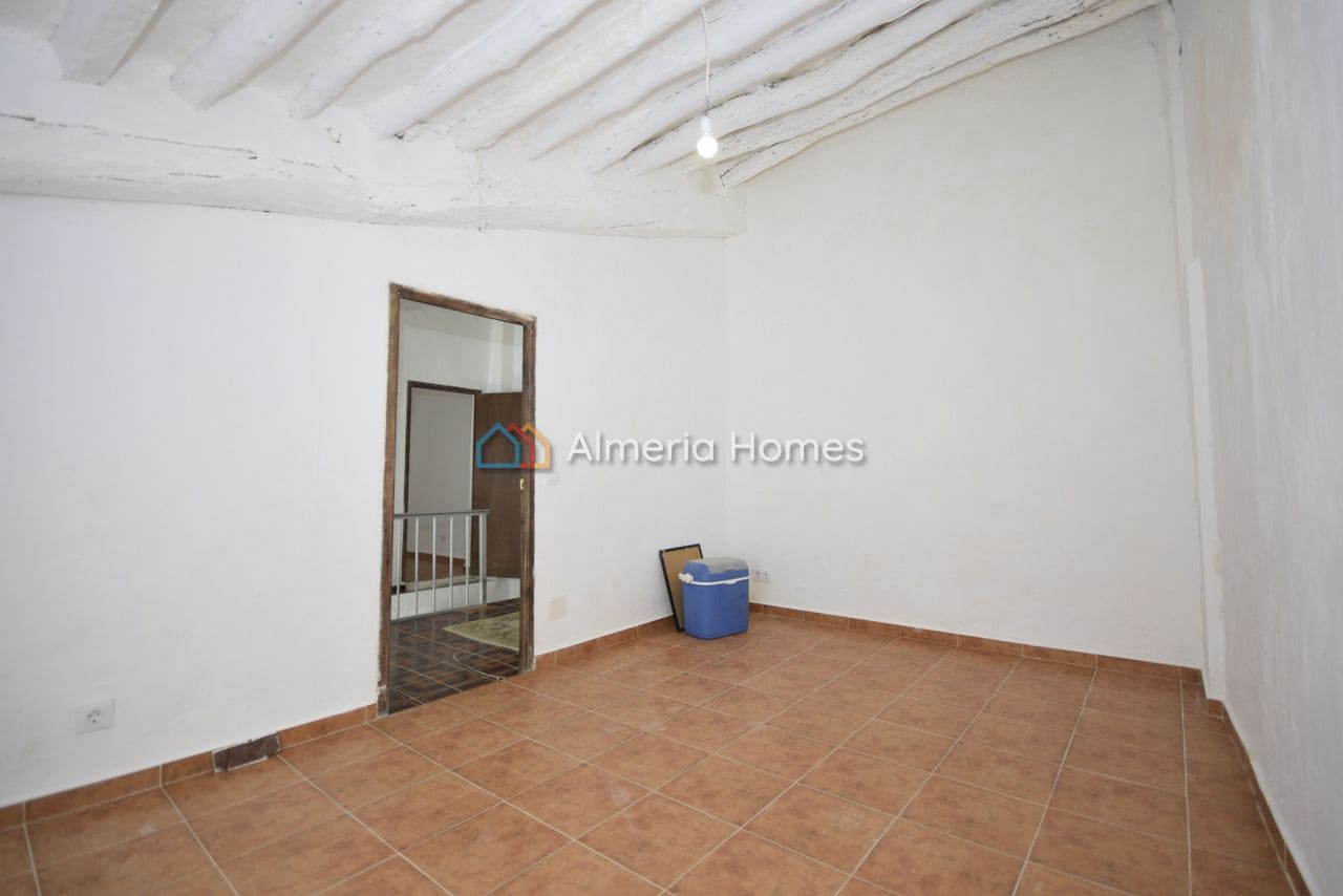 4 soveværelse Byhus til salg i Seron - € 58.000 (Ref: 8820878)