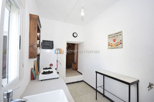 4 soveværelse Byhus til salg i Serón - € 58.000 (Ref: 8820878)