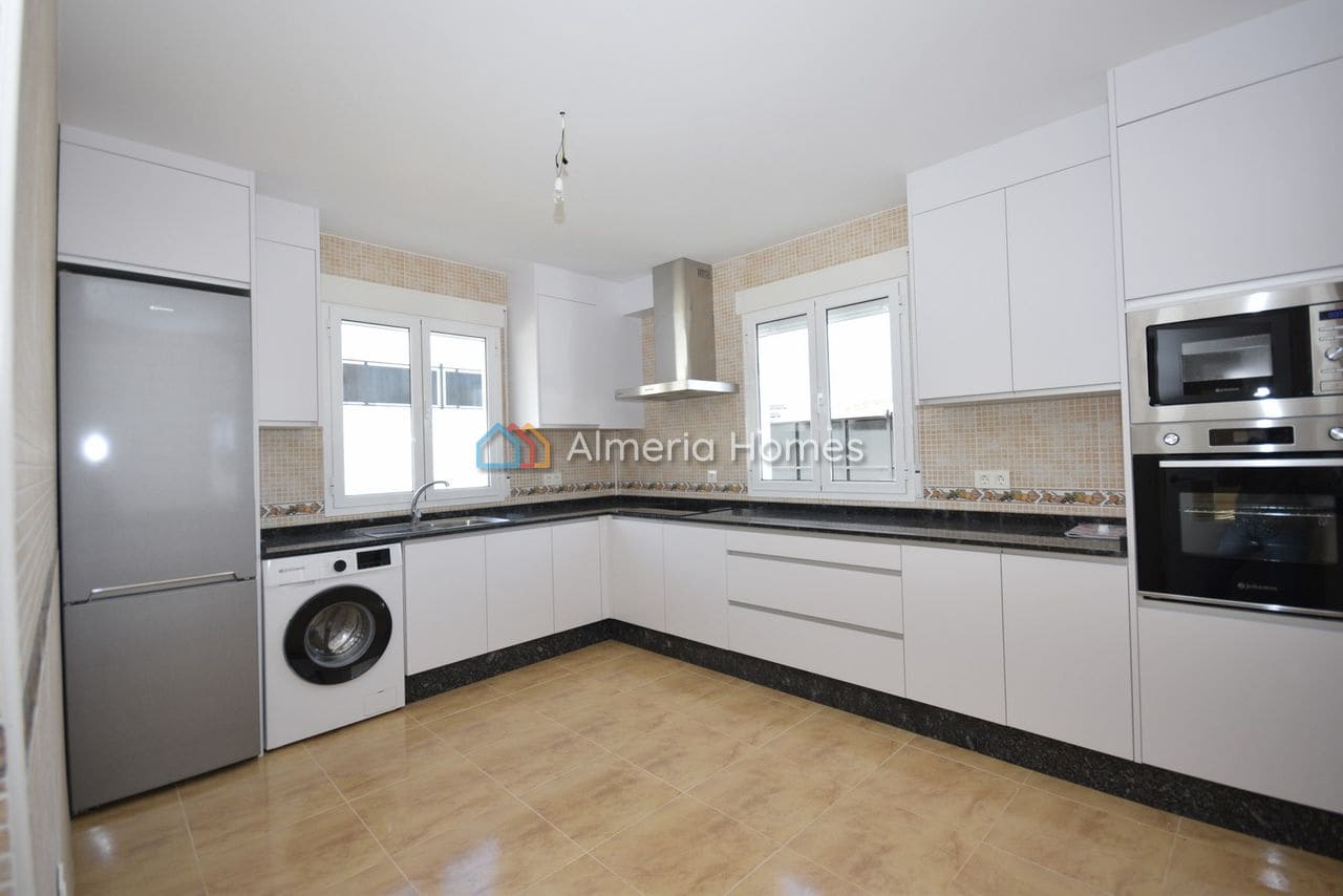 3 soveværelse Villa til salg i Arboleas med swimmingpool - € 265.000 (Ref: 8826163)