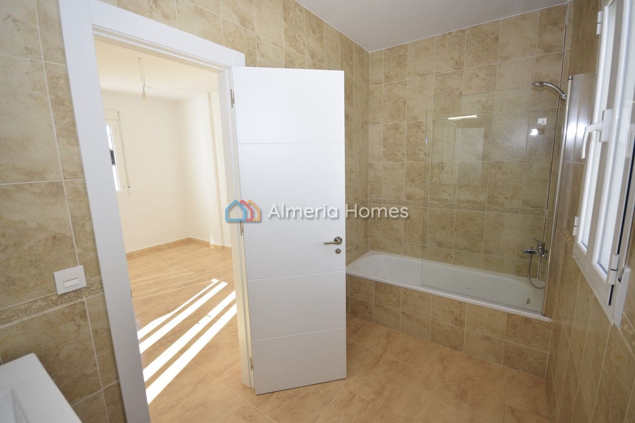 3 soveværelse Villa til salg i Arboleas med swimmingpool - € 265.000 (Ref: 8826163)