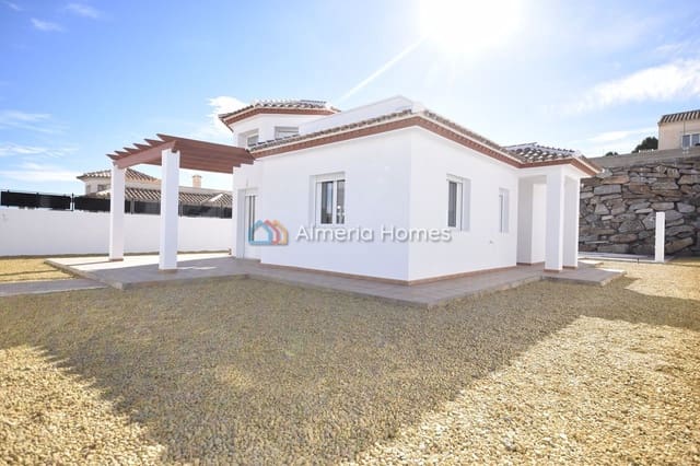 3 quarto Moradia para venda em Arboleas com piscina - 265 000 € (Ref: 8826163)
