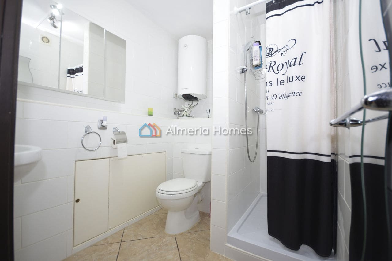 4 soveværelse Villa til salg i Seron med swimmingpool - € 374.995 (Ref: 8846639)