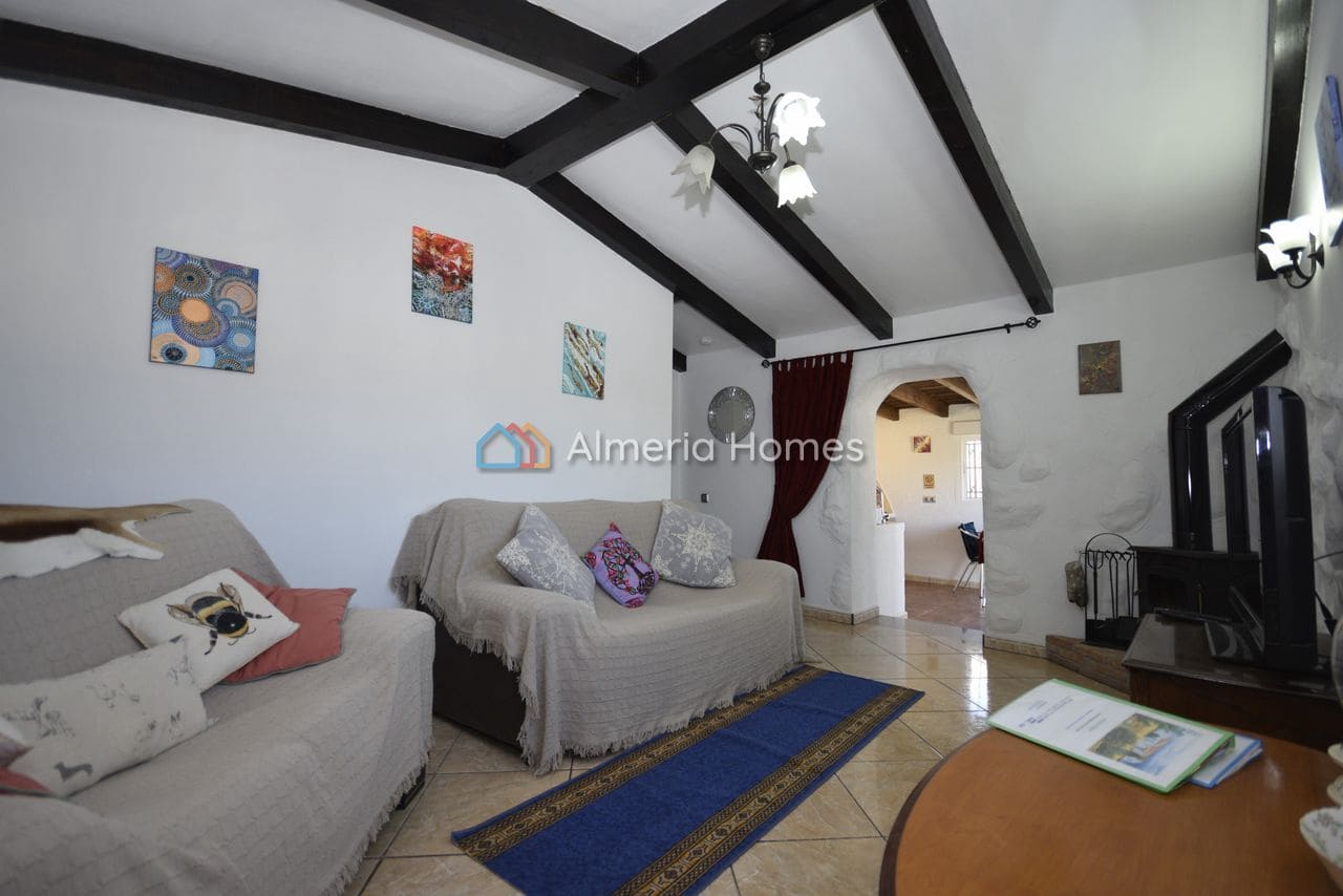 4 soveværelse Villa til salg i Seron med swimmingpool - € 374.995 (Ref: 8846639)