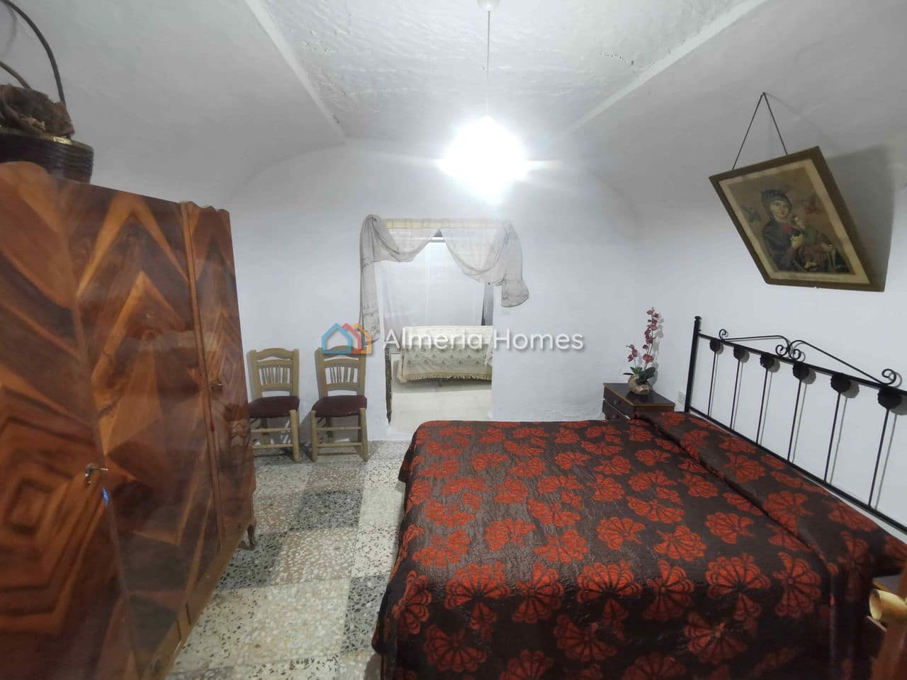 5 soveværelse Hulehus til salg i Benamaurel - € 50.000 (Ref: 8852999)