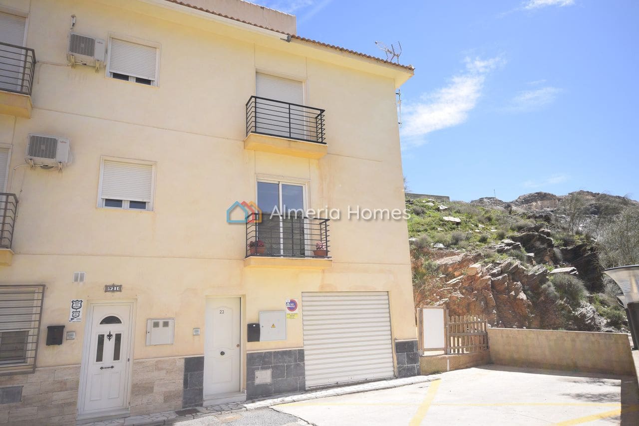 3 makuuhuone Huoneisto myytävänä paikassa Macael mukana 
autotalli - 85 000 € (Ref: 8893673)