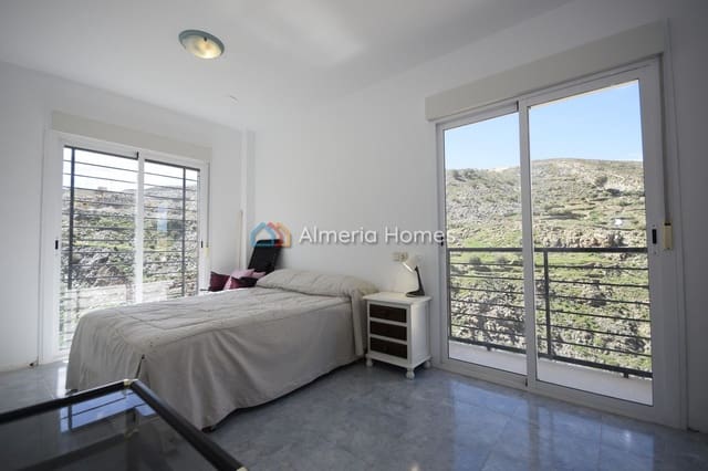 3 soveværelse Lejlighed til salg i Macael med garage - € 85.000 (Ref: 8893673)