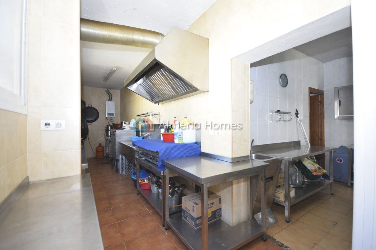 6 Zimmer Gewerbe zu verkaufen in Albanchez - 249.995 € (Ref: 8905759)