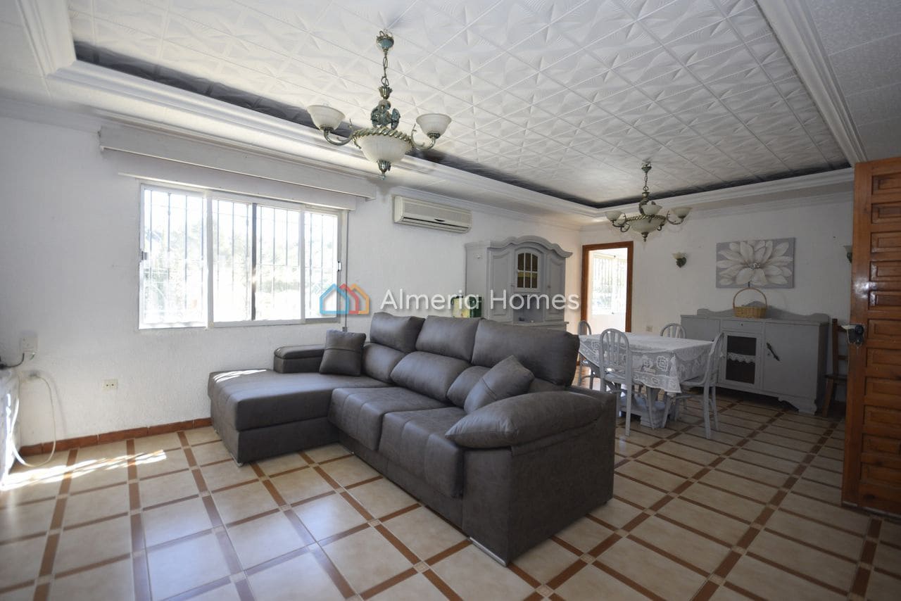 6 Zimmer Gewerbe zu verkaufen in Albanchez - 249.995 € (Ref: 8905759)