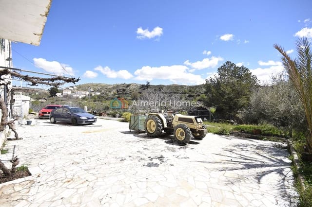 10 bedroom Finca/Country House for sale in Albox - € 179,995 (Ref: 8906290)