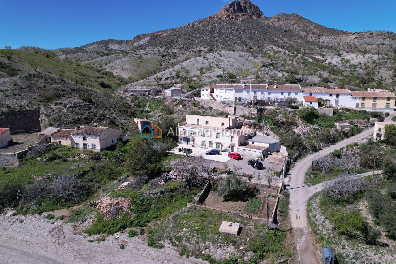 10 soveværelse Finca/Landehus til salg i Albox - € 179.995 (Ref: 8906290)