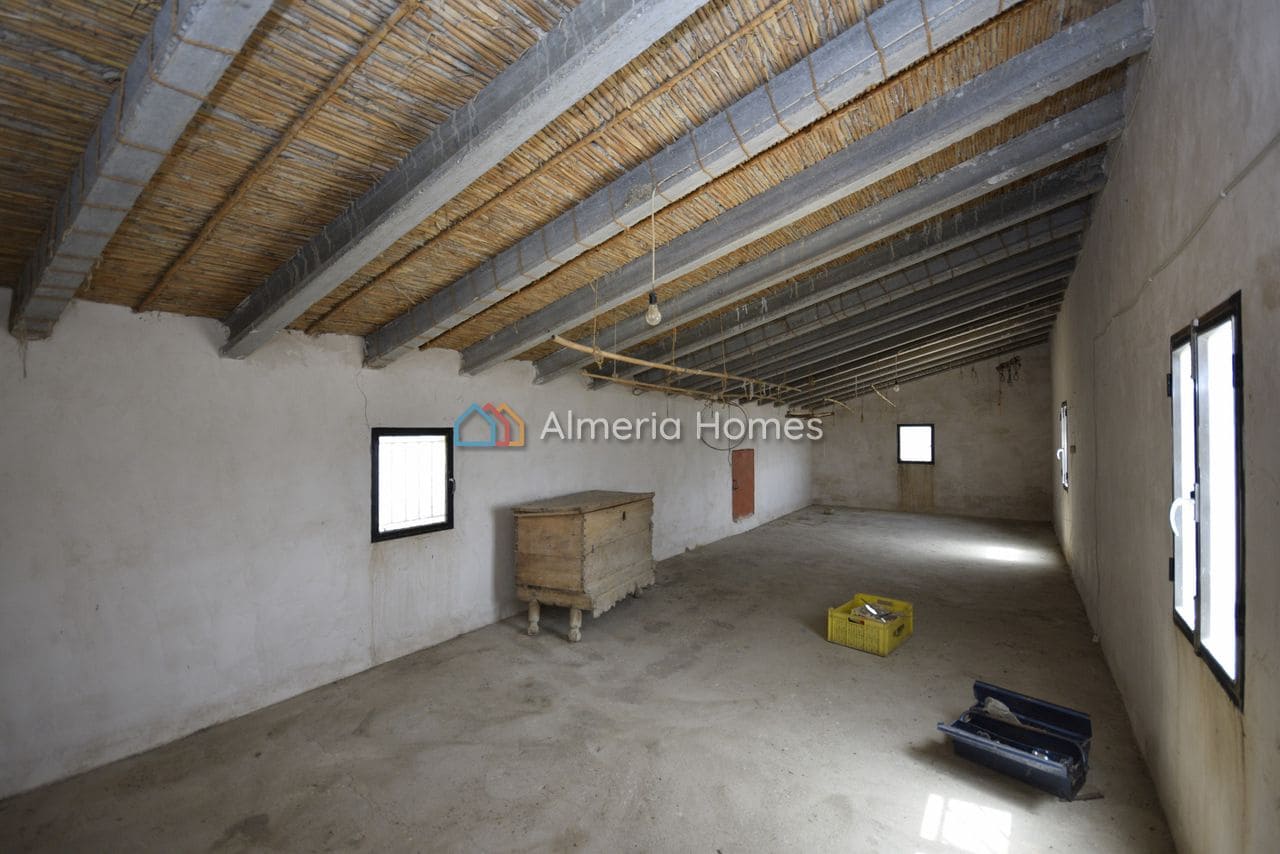 10 bedroom Finca/Country House for sale in Albox with garage - € 165,000 (Ref: 8906290)