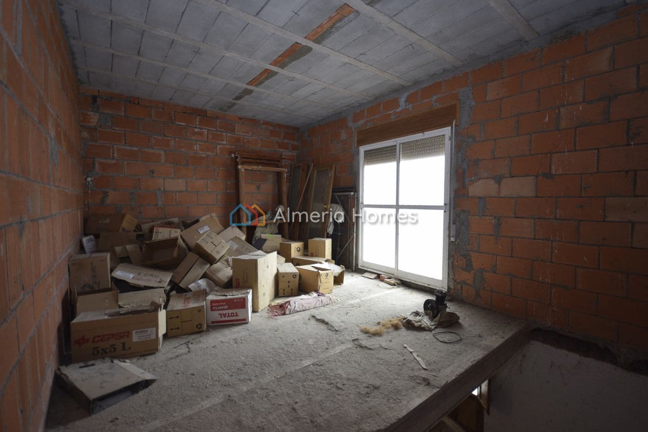 1 soverom Hus til salgs i Santopetar - € 35 000 (Ref: 8920849)