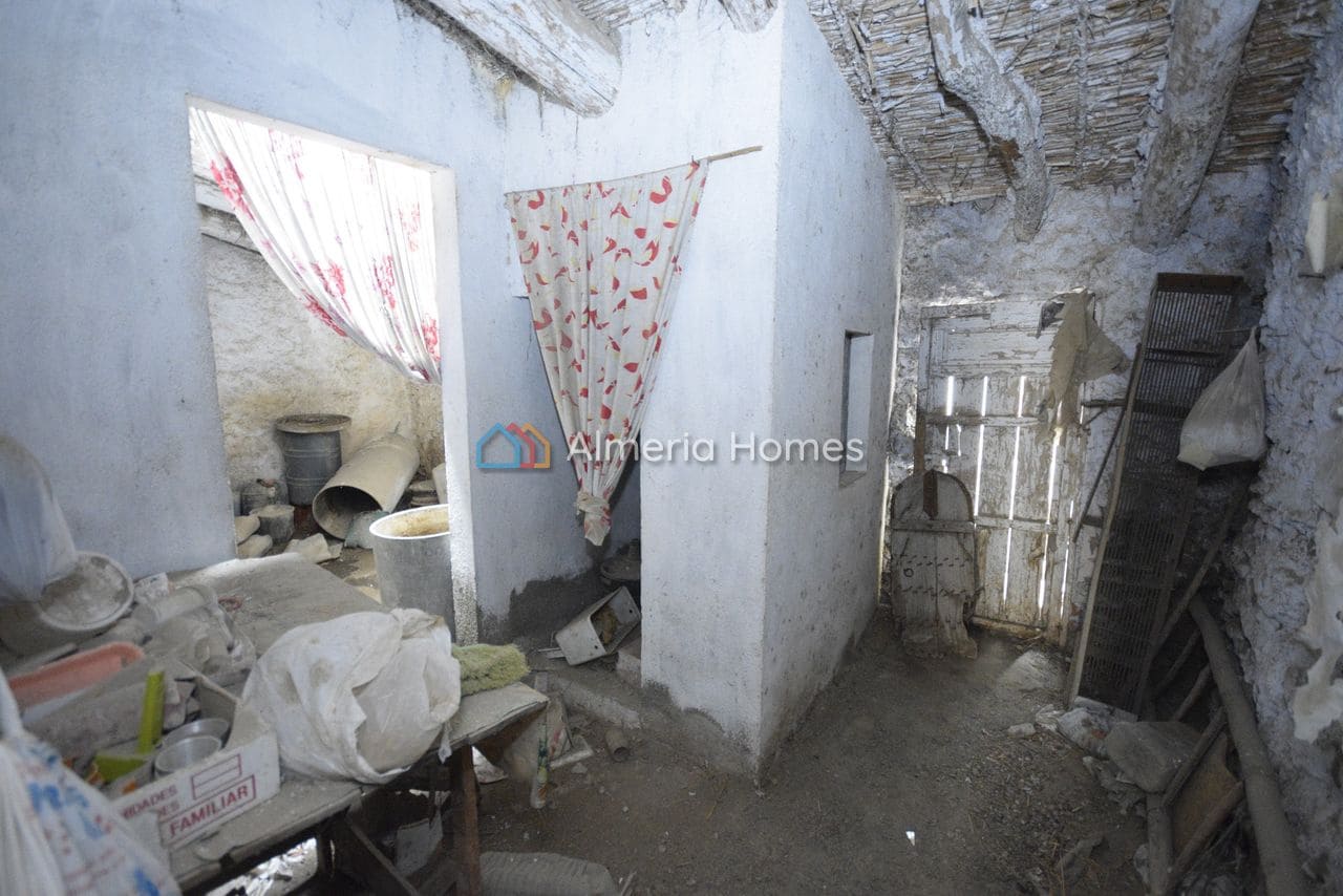 1 soverom Hus til salgs i Santopetar - € 35 000 (Ref: 8920849)