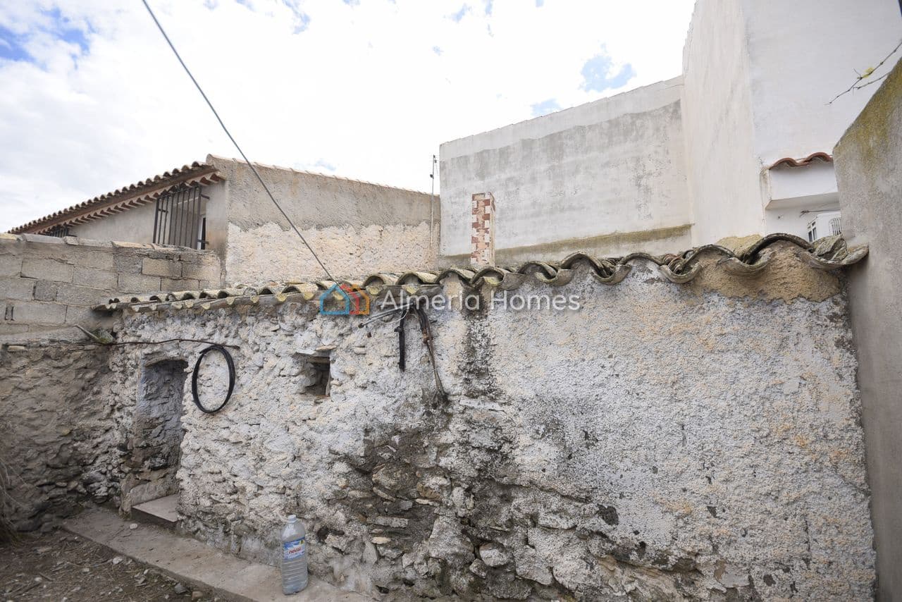 1 soverom Hus til salgs i Santopetar - € 35 000 (Ref: 8920849)