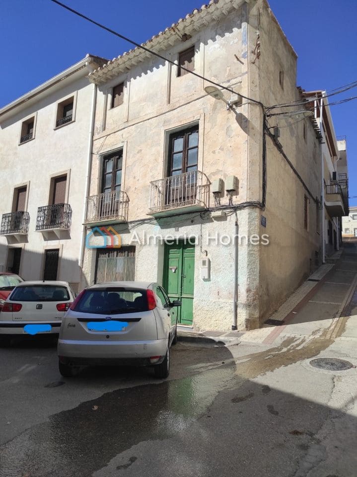 3 soveværelse Byhus til salg i Tijola - € 40.000 (Ref: 8925085)