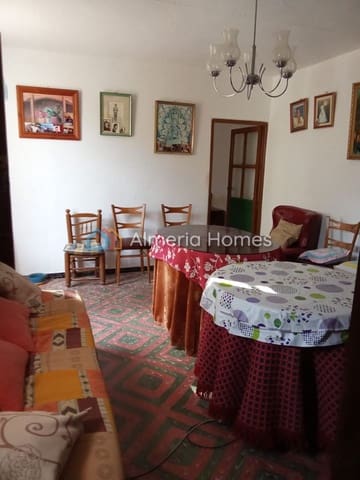 Casa de 3 habitaciones en El Hijate, Alcóntar en venta - 40.000 € (Ref: 8925086)