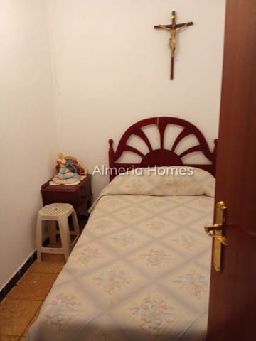 Casa de 3 habitaciones en El Hijate, Alcóntar en venta - 40.000 € (Ref: 8925086)