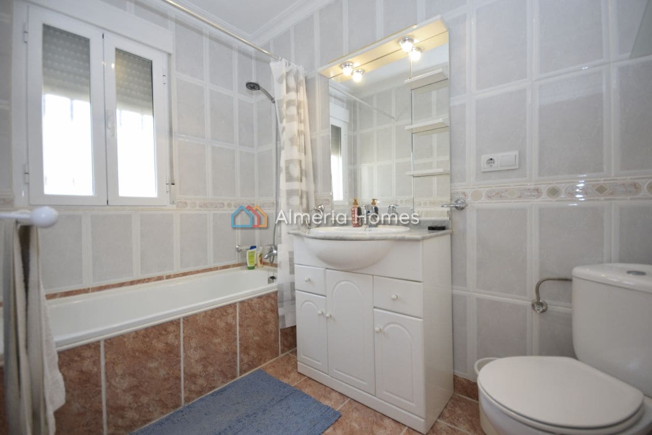 5 sovrum Villa till salu i Arboleas med pool - 369 995 € (Ref: 8927622)