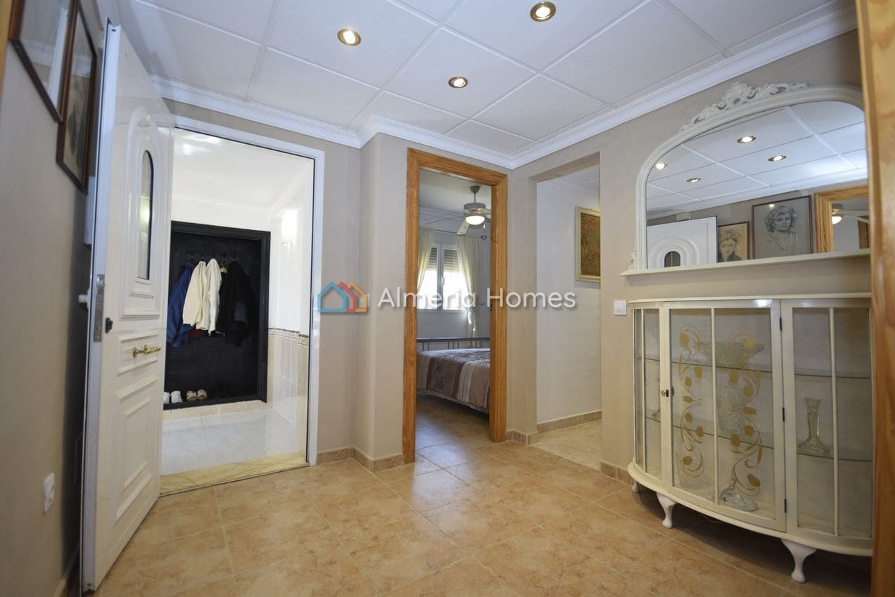 5 sovrum Villa till salu i Arboleas med pool - 369 995 € (Ref: 8927622)