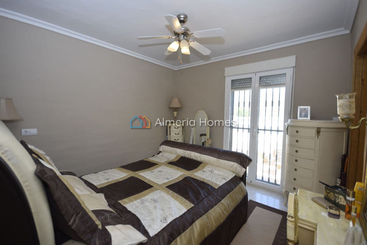 5 sovrum Villa till salu i Arboleas med pool - 369 995 € (Ref: 8927622)